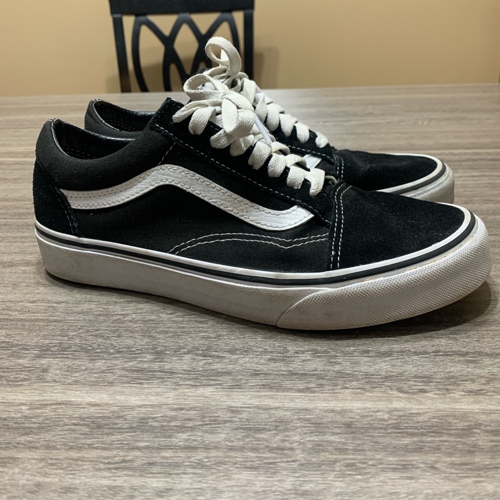 Women’s Black Vans